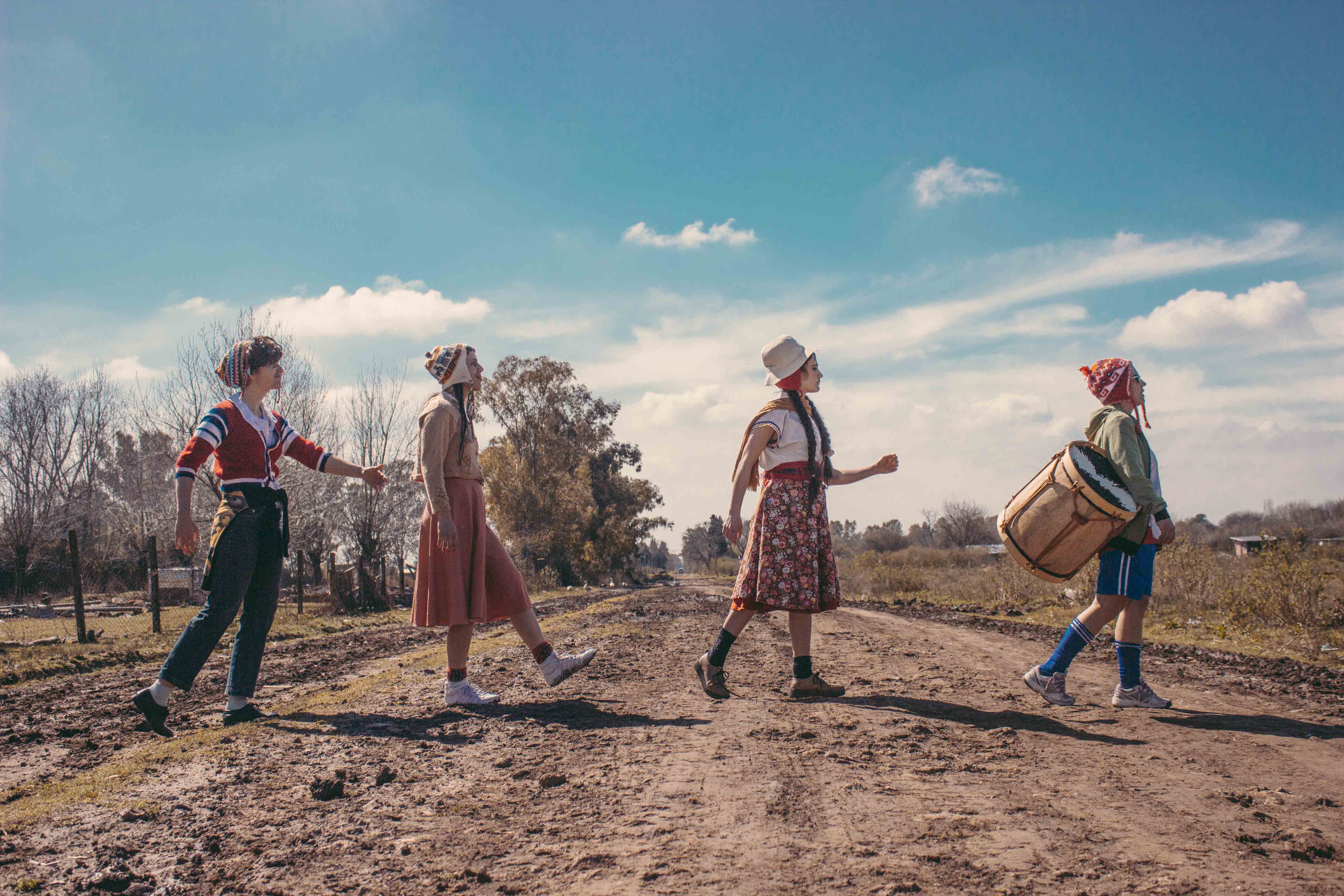 Las Ramponi presentan Myrian Cardozo y las golondrinas del monte