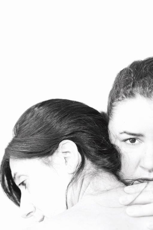 GLORIA una comedia dramática de DENNIS SMITH & CONSTANZA BOQUET.