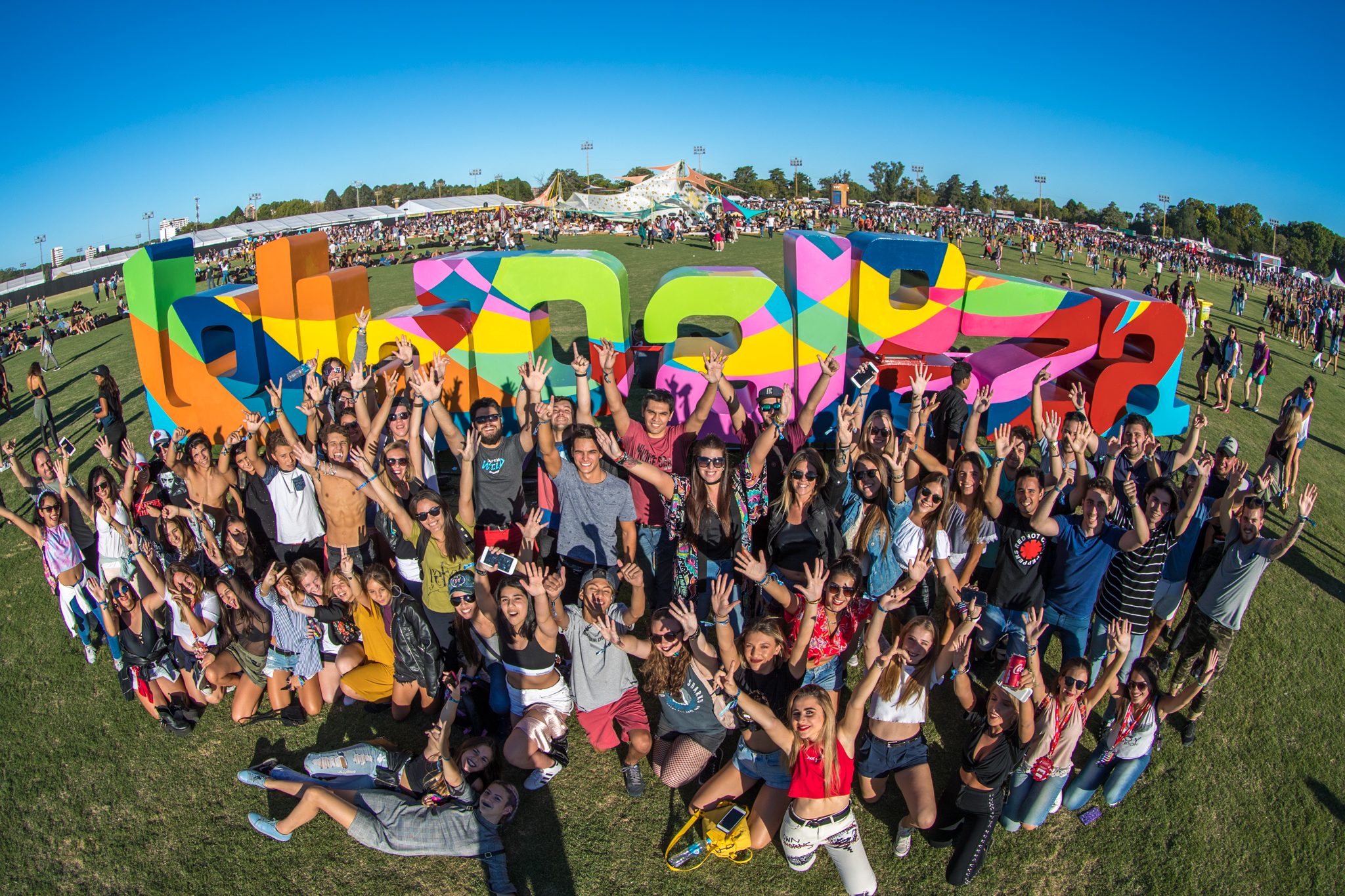 El arte se potencia en Lollapalooza, el festival más grande de la Argentina