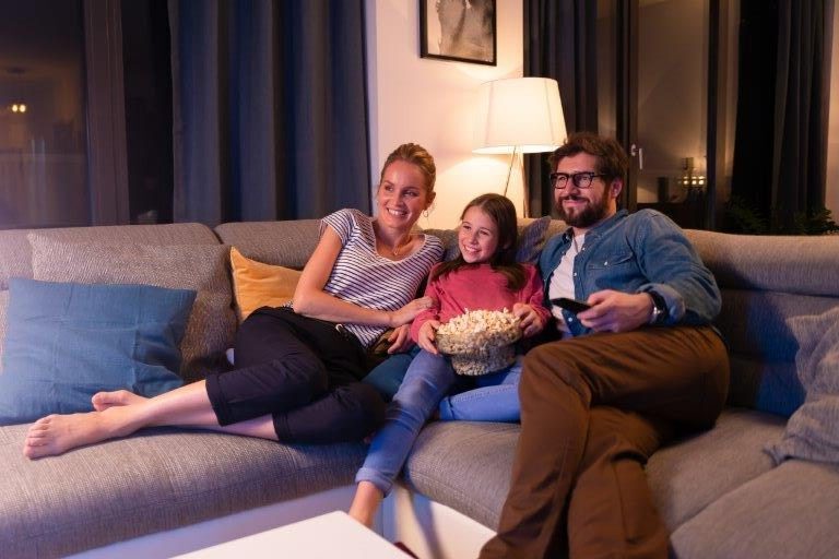 Utilizar Internet para disfrutar de películas en casa: Consejos de devolo para el streaming de video