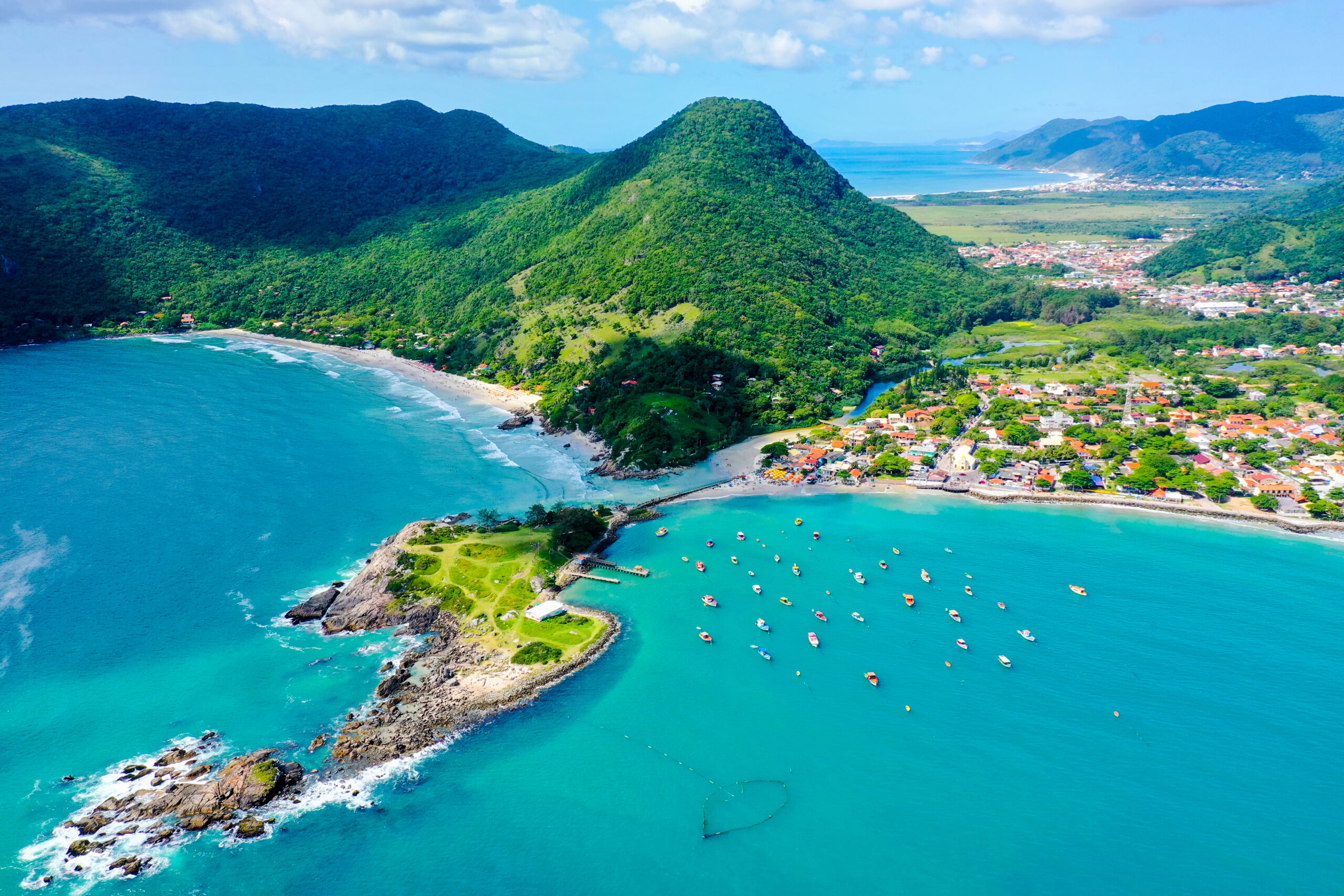 Playa hasta junio: Flybondi extiende su oferta de vuelos a Florianópolis