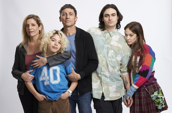 Estreno de TEMAS PROPIOS, una película con Diego Cremonesi