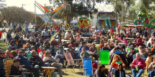 El pueblo que celebra el Turismo Rural: 2° Fiesta del Turismo Rural:  astroturismo y folklore