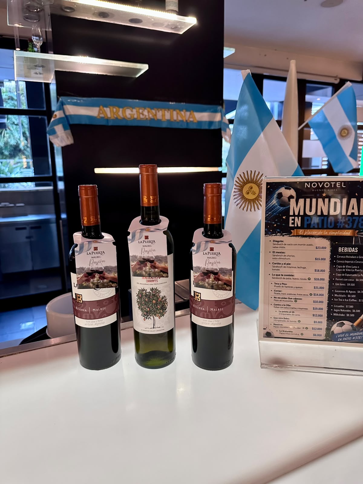 Novotel Buenos Aires a un cabezazo del Obelisco con Menú Mundial